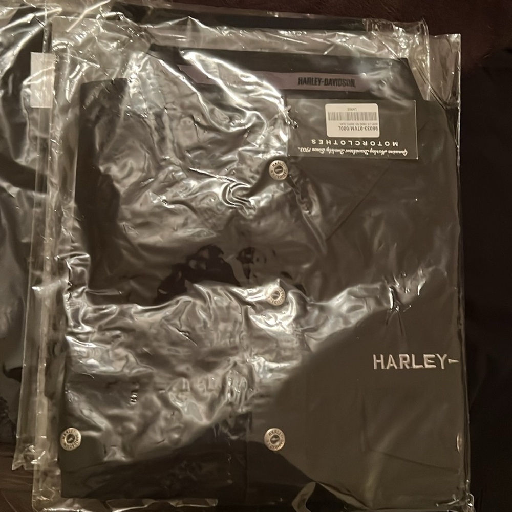 Harley Davidson black shirt, long sleeve, brand new , with tags - Picture 5 of 5
